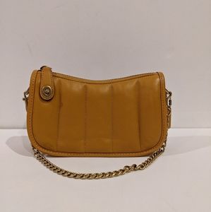 Coach Swinger 20 With Quilting